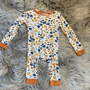Kids Pajama Set with Fun Pumpkin and Cozy Fall Print